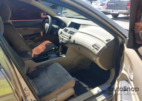 2010 Honda Accord 2.4 Lx-P from USA, damaged, VIN 1HGCP2F42AA005065